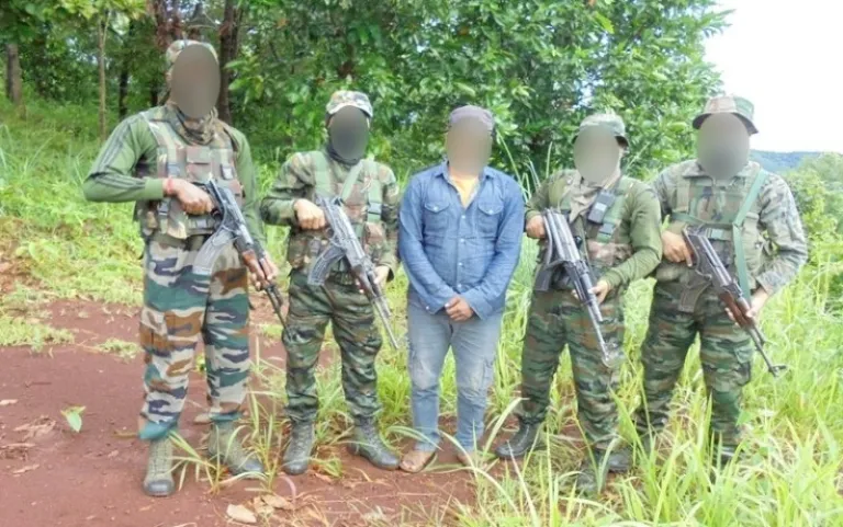 PLA freedom fighter arrested in Moreh by Assam Rifles