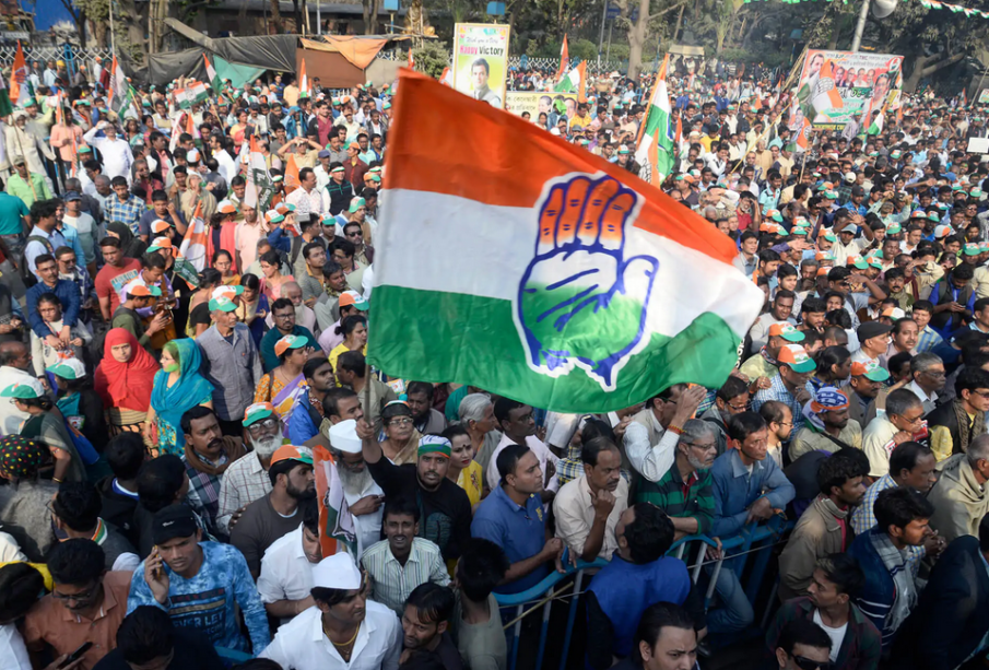 In a major political shift, 680 BJP politicians joined Congress party